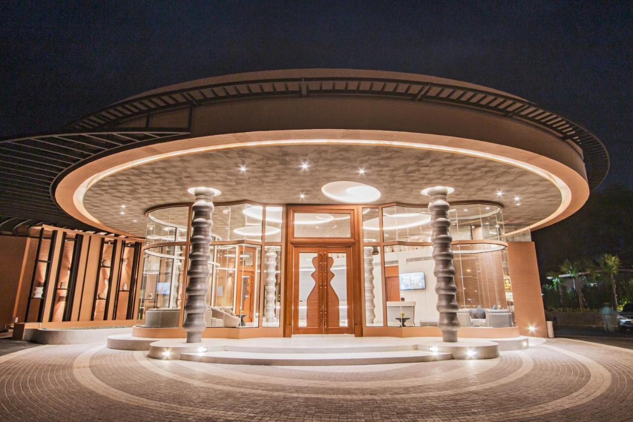 Rachabhura Hotel Ratchaburi Ngoại thất bức ảnh