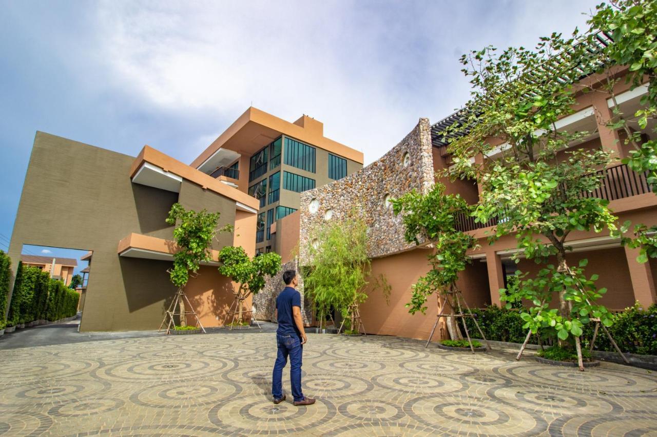 Rachabhura Hotel Ratchaburi Ngoại thất bức ảnh